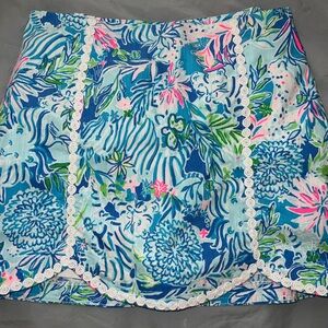Lilly Pulitzer Coastal Blue Lion Around Patty Skort Scalloped size 8